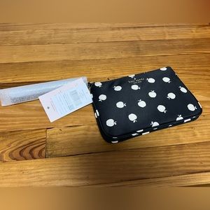 NWT Kate Spade wristlet, Chelsea the little better orch, black with white apples